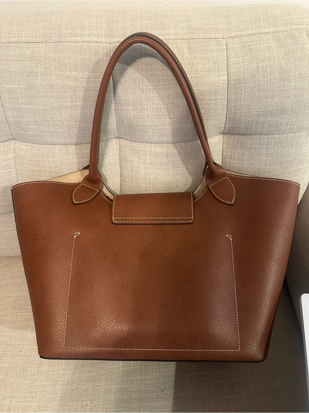 Longchamp Epure Leather Shoulder Bag in brown - Picture 4 of 4